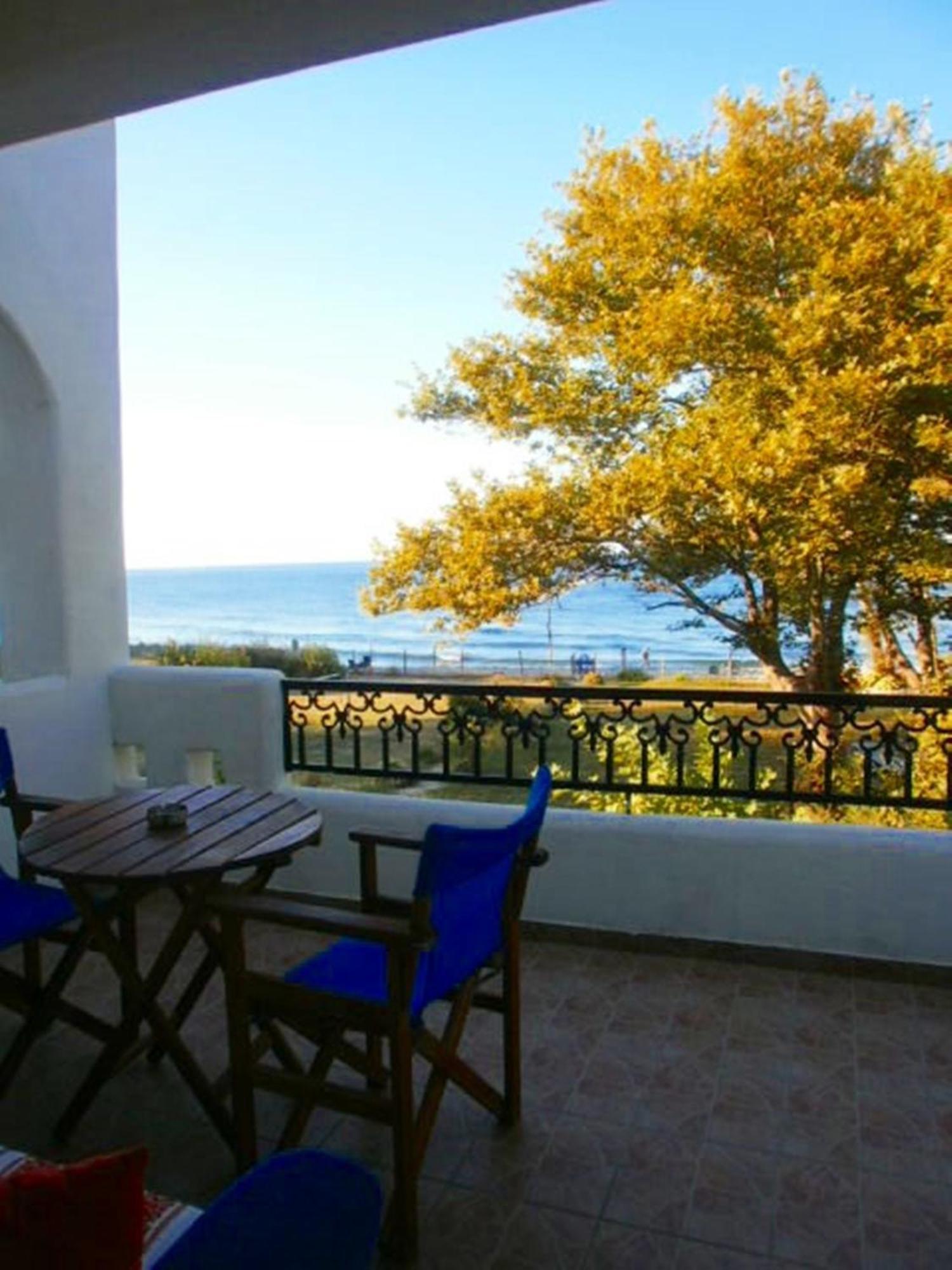 Archondissa Beach Aparthotel Therma  Room photo